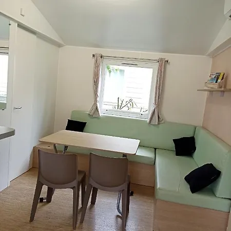 Camping Les Sables Du Midi - Mobile-home 6 Pers. *